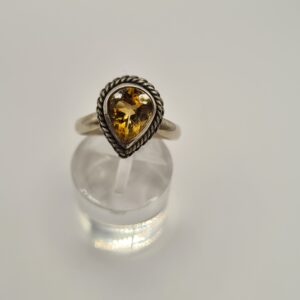 Anillo plata y piedra